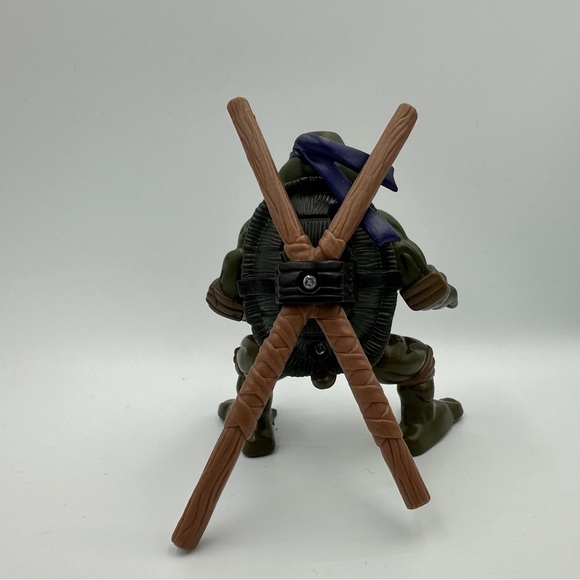 TMNT 2004 Teenage Mutant
Turtles NINJA ACTION
DONATELLO figure LOOSE
Incomplete - Picture 2 of 8